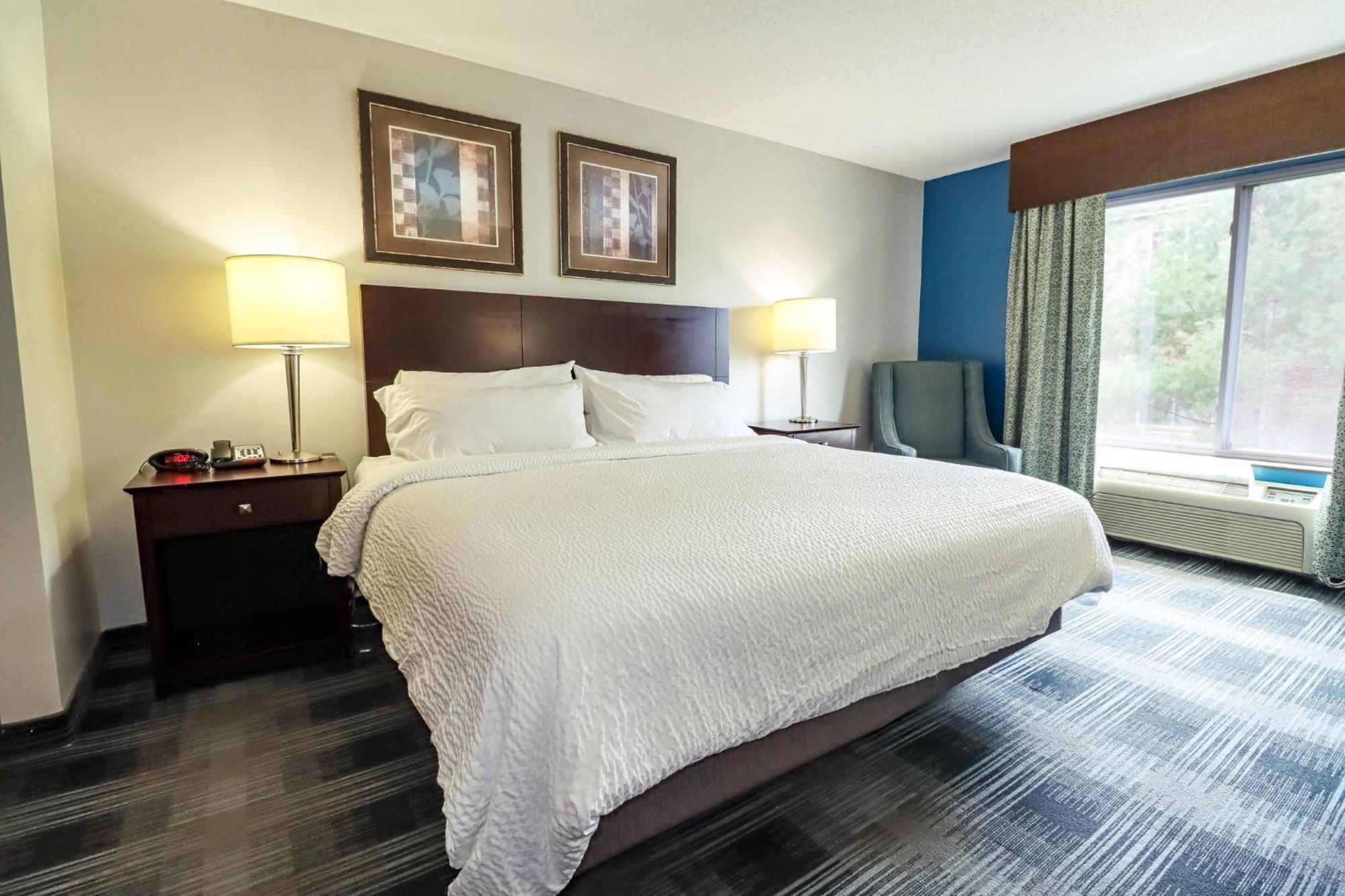 Holiday Inn Express And Suites Meriden By Ihg Exterior photo